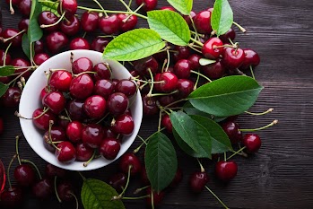 Yu Sleep ingredients red tart cherry extract